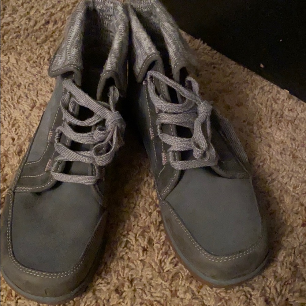 Brand new Chaco boots